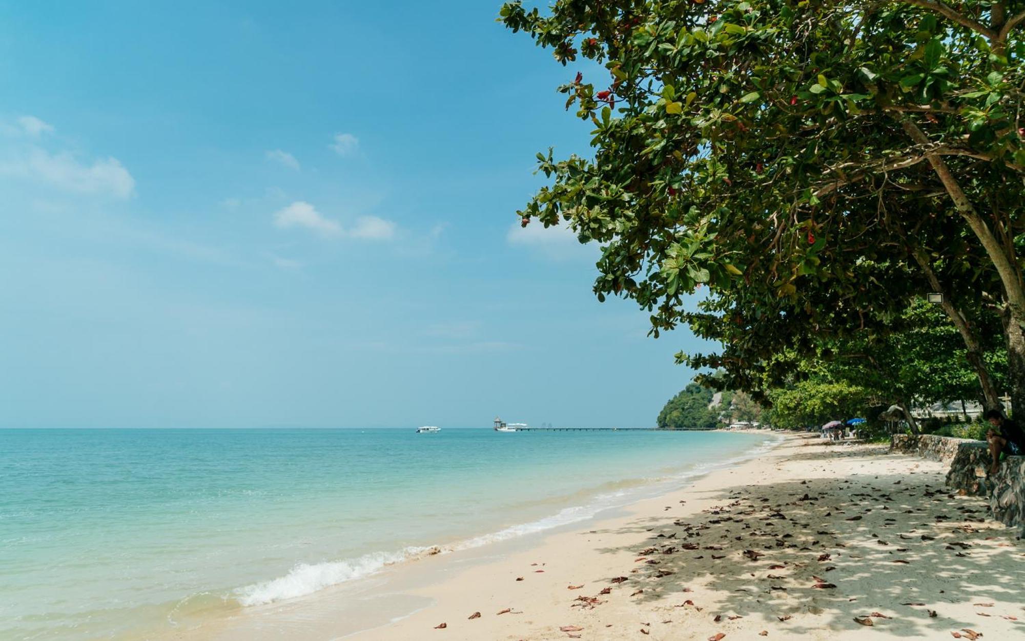 Blue Bay Resort - Access To Pool And Beach-Phuket & Krabi Ko Yao Exteriör bild Beach in Phuket
