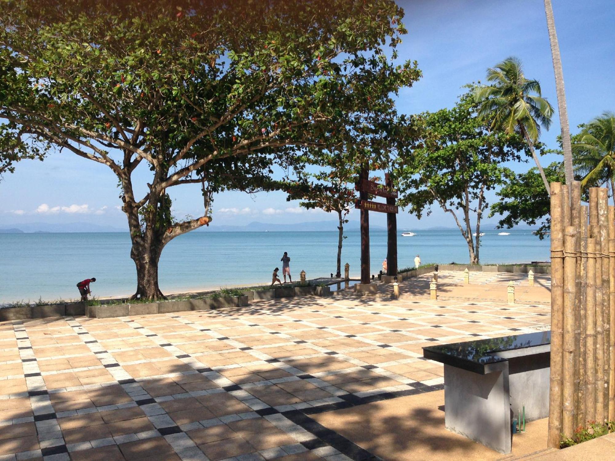Blue Bay Resort - Access To Pool And Beach-Phuket & Krabi Ko Yao Exteriör bild The beach at the resort