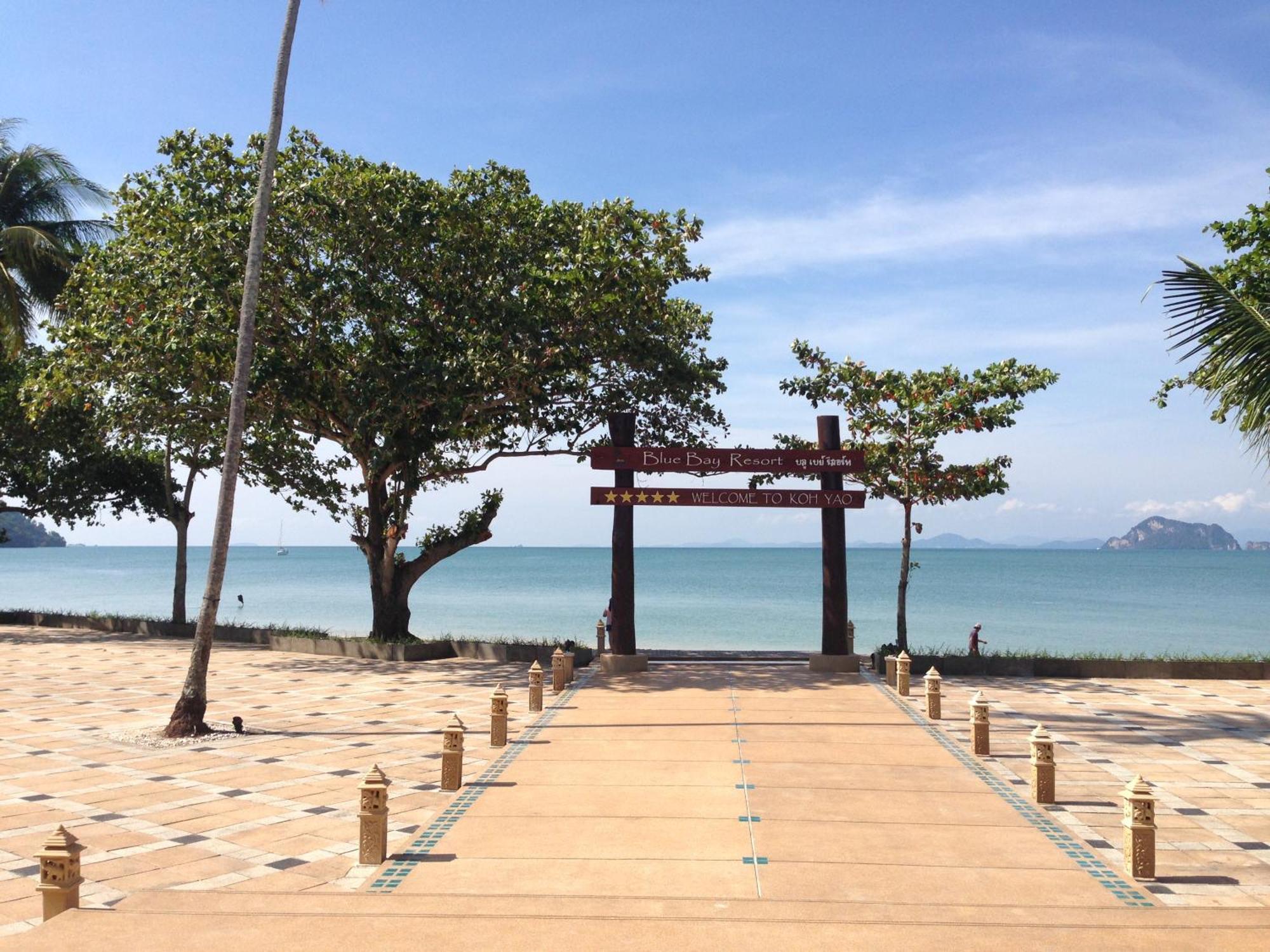 Blue Bay Resort - Access To Pool And Beach-Phuket & Krabi Ko Yao Exteriör bild The Thai-Chinese memorial at Phuket viewpoint